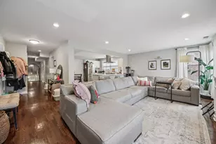 2900 W Glenlake Ave, Chicago, IL 60659 - Photo 17