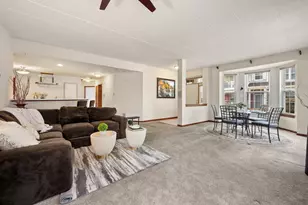 1120 Georgetown Way, Vernon Hills, IL 60061 - Photo 3