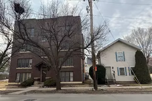 209 N Center St, Joliet, IL 60435 - Photo 1
