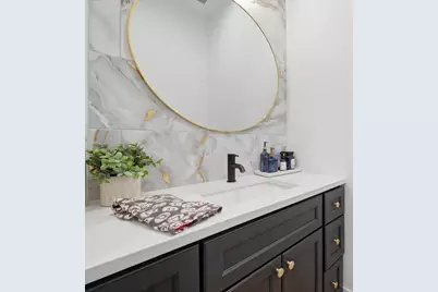 1334 W Grenshaw Street #1E, Chicago, IL 60607 - Photo 15