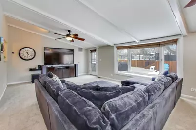 1605 Burning Trail, Wheaton, IL 60189 - Photo 9