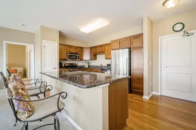 2220 Founders Drive #314, Northbrook, IL 60062 - Photo 3