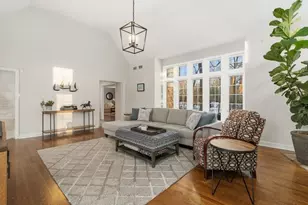 940 Mt Vernon Ave, Lake Forest, IL 60045 - Photo 3