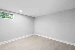 [Address not provided], North Riverside, IL 60546 - Photo 7