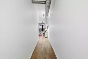 520 W Huron St, Chicago, IL 60654 - Photo 11