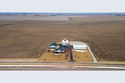 24284 Schafer Road, Clare, IL 60111 - Photo 5