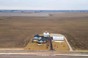 24284 Schafer Rd, Clare, IL 60111 - Photo 5