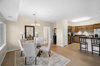 2220 Founders Drive #213, Northbrook, IL 60062 - Photo 11