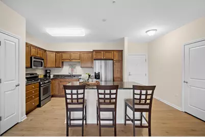 2220 Founders Drive #213, Northbrook, IL 60062 - Photo 3