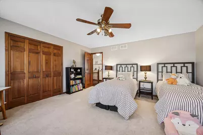 4525 Arbor View Drive, Lisle, IL 60532 - Photo 19