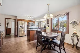 4525 Arbor View Dr, Lisle, IL 60532 - Photo 9