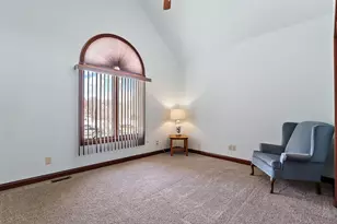 2651 Woodbine Dr, Valparaiso, IN 46383 - Photo 23