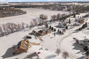 2651 Woodbine Dr, Valparaiso, IN 46383 - Photo 51