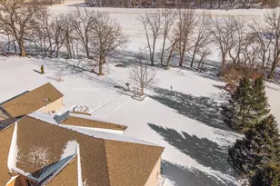 2651 Woodbine Dr, Valparaiso, IN 46383 - Photo 43