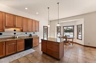 2651 Woodbine Dr, Valparaiso, IN 46383 - Photo 19