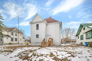 1129 E Merchant St, Kankakee, IL 60901 - Photo 1