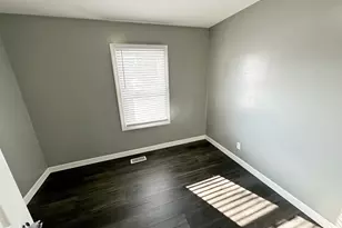 2133 216th St, Sauk Village, IL 60411 - Photo 13