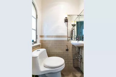 2013 Highland Avenue, Wilmette, IL 60091 - Photo 13