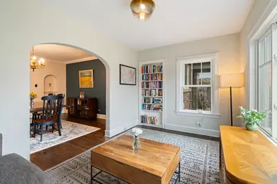 2013 Highland Avenue, Wilmette, IL 60091 - Photo 11