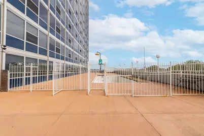 7234 W North Avenue #1902, Elmwood Park, IL 60707 - Photo 3