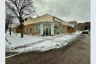 7872 Lincoln Avenue, Skokie, IL 60077 - Photo 1