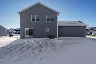 15571 Finley Way, South Beloit, IL 61080 - Photo 9