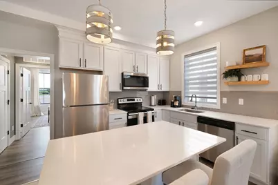 212 Great Loop East Drive #1B, Ottawa, IL 61350 - Photo 5