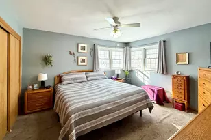 37610 N Holdridge Ave, Beach Park, IL 60087 - Photo 19