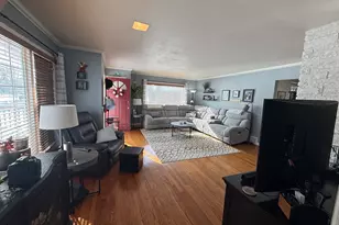 37610 N Holdridge Ave, Beach Park, IL 60087 - Photo 17