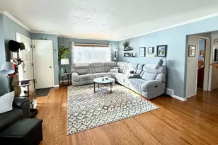 37610 N Holdridge Ave, Beach Park, IL 60087 - Photo 15