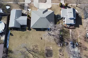 411 S Crescent St, Gilman, IL 60938 - Photo 7