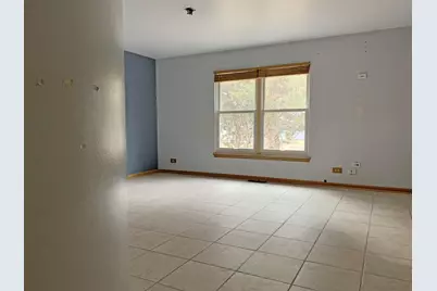 2472 Fox Drive, Aurora, IL 60506 - Photo 17