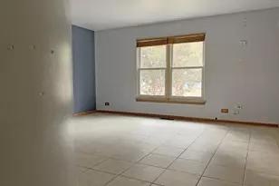 2472 Fox Dr, Aurora, IL 60506 - Photo 17