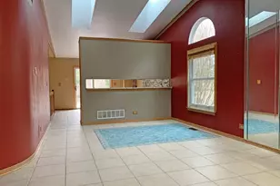 2472 Fox Dr, Aurora, IL 60506 - Photo 13