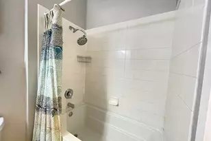 2323 W Pershing Rd, Chicago, IL 60609 - Photo 9