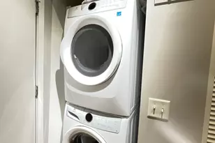 2323 W Pershing Rd, Chicago, IL 60609 - Photo 11