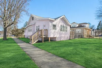 139 N Grant Street, Westmont, IL 60559 - Photo 1