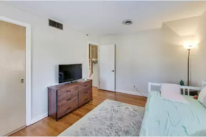 1015 Frances Parkway, Park Ridge, IL 60068 - Photo 15