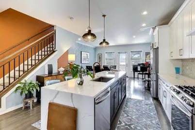 347 E 44th Street, Chicago, IL 60653 - Photo 15