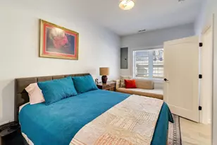 347 E 44th St, Chicago, IL 60653 - Photo 5