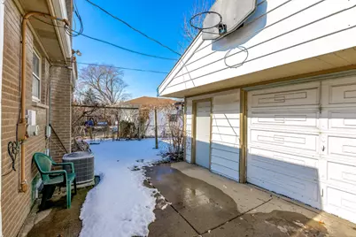 7736 W Winona Street, Norridge, IL 60706 - Photo 3