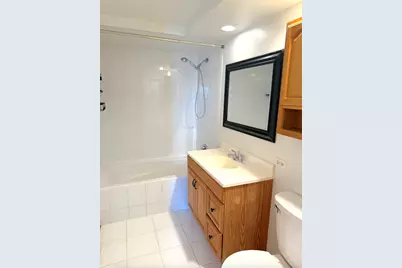 9407 S Roberts Road #3SE, Hickory Hills, IL 60457 - Photo 11