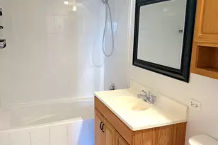 9407 S Roberts Rd, Hickory Hills, IL 60457 - Photo 11