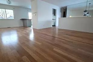 1195 Old Timber Ct, Hoffman Estates, IL 60192 - Photo 3