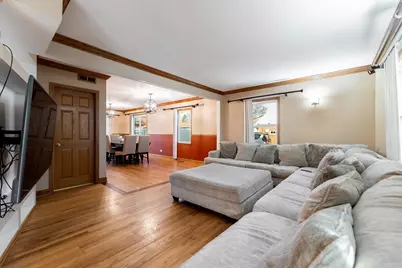 7920 Natoma Avenue, Burbank, IL 60459 - Photo 3