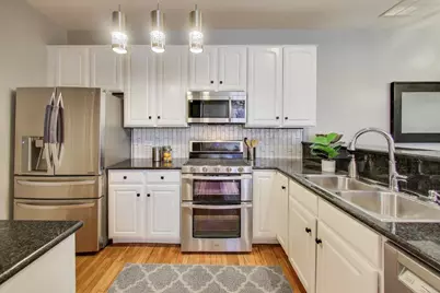 2840 N Lincoln Avenue #D, Chicago, IL 60657 - Photo 7