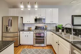 2840 N Lincoln Ave, Chicago, IL 60657 - Photo 7