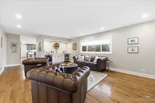 7N108 Hastings Dr, Saint Charles, IL 60175 - Photo 11