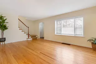 1927 Warren St, Evanston, IL 60202 - Photo 5