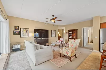 787 Graceland Avenue #202, Des Plaines, IL 60016 - Photo 9